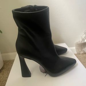 Women's boots